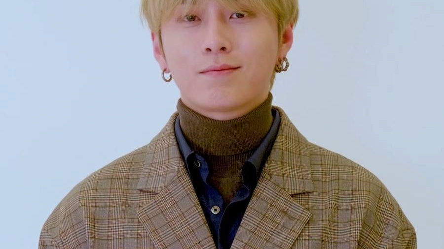 용준형 미니인터뷰